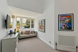 Family Room- click for photo gallery